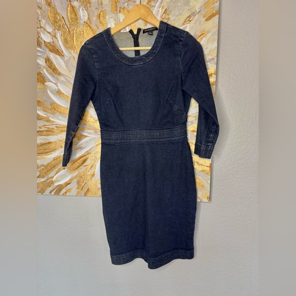 Banana Republic Denim curve hugging dress size 4 - Picture 2 of 3